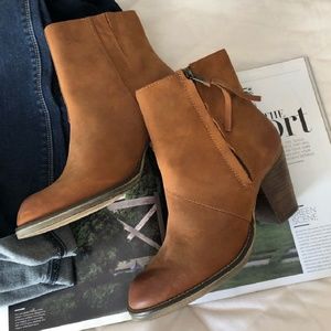 Steve Madden Distressed Booties